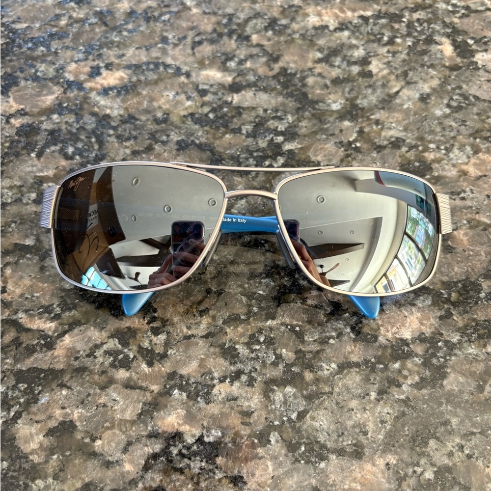 Maui Jim ~ RARE Ohia Men’s Sunglasses